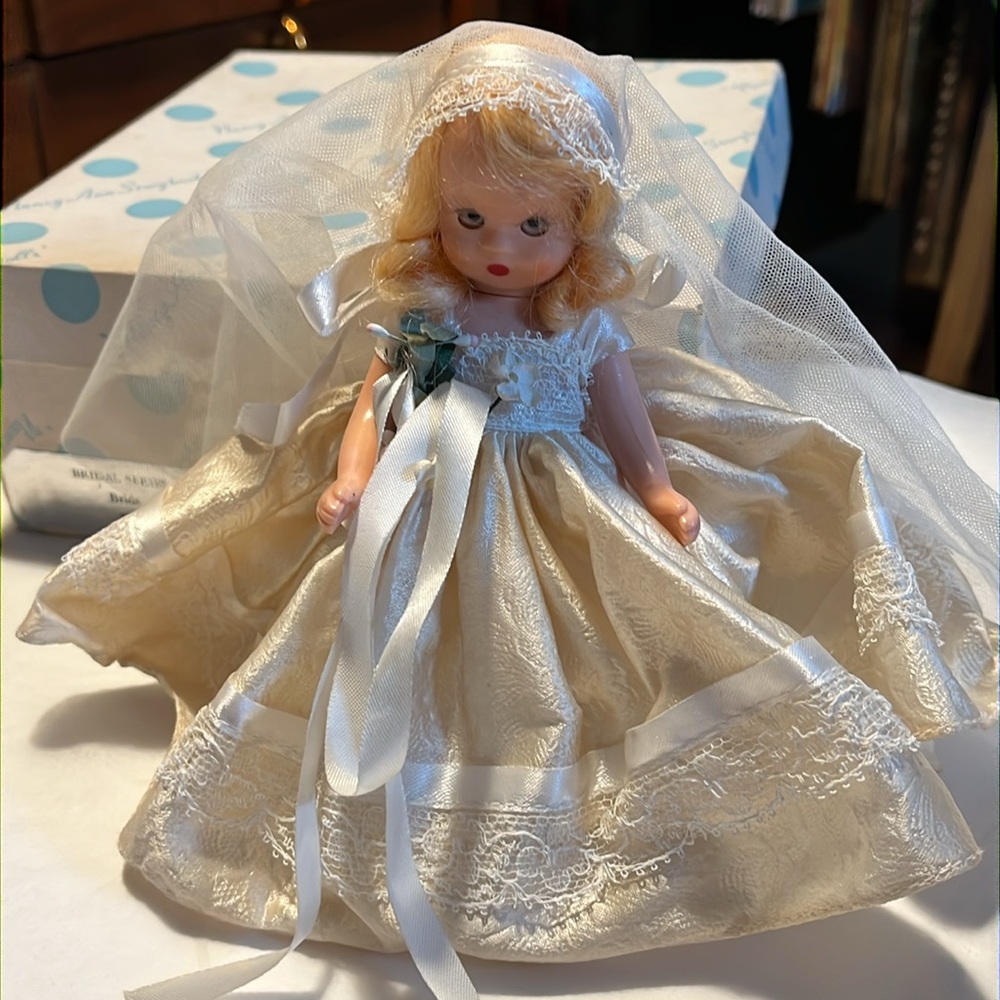BRIDE #86 Nancy Ann Storybook Dolls - Picture 7 of 16